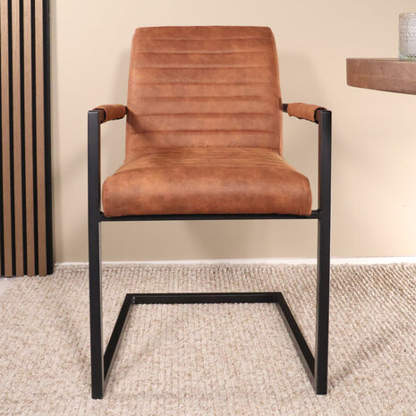 Lizzely Garden & Living Eetkamerstoel met armleuning cognac microvezel Noor design