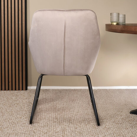 Lizzely Garden & Living Eetkamerstoel met armleuning Mae taupe velvet eetstoel