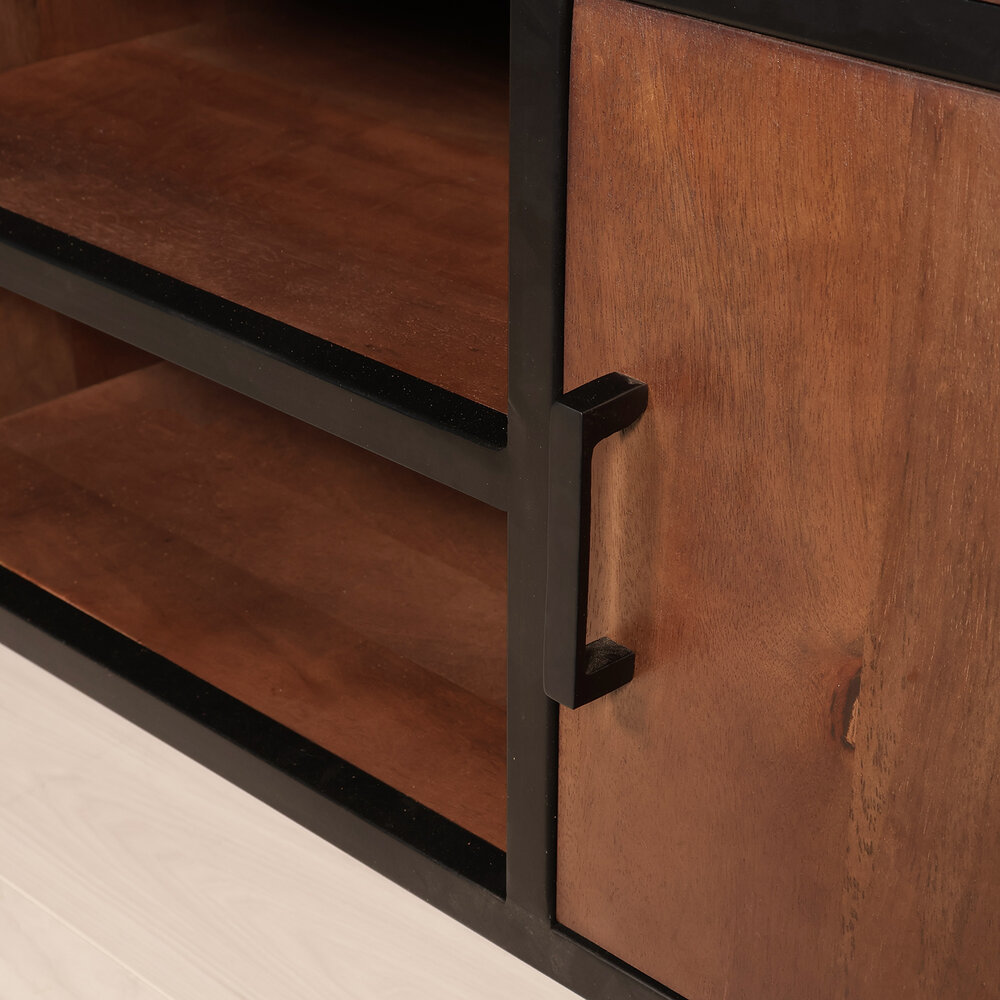 TV meubel industrieel Liv walnoot mangohout 130cm lengte TV meubel industrieel Liv walnoot mangohout 130cm lengte