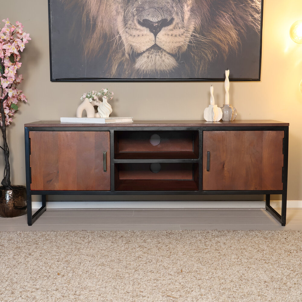 TV meubel industrieel Liv walnoot mangohout 130cm lengte TV meubel industrieel Liv walnoot mangohout 130cm lengte