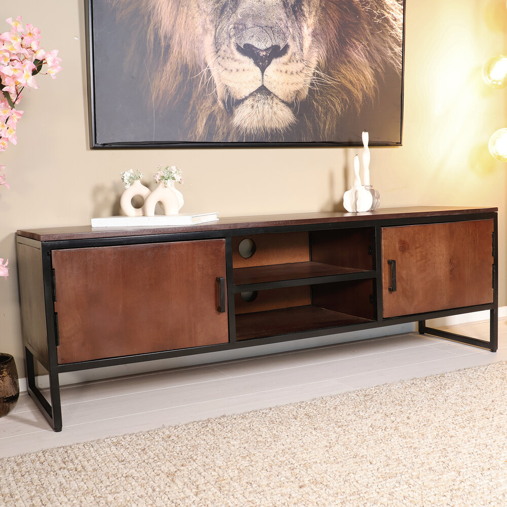 TV meubel industrieel Liv walnoot mangohout 150cm lengte TV meubel industrieel Liv walnoot mangohout 150cm lengte