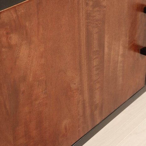 Lizzely Garden & Living TV meubel industrieel Liv walnoot mangohout 180cm lengte Lizzely Garden & Living TV meubel industrieel Liv walnoot mangohout 180cm lengte