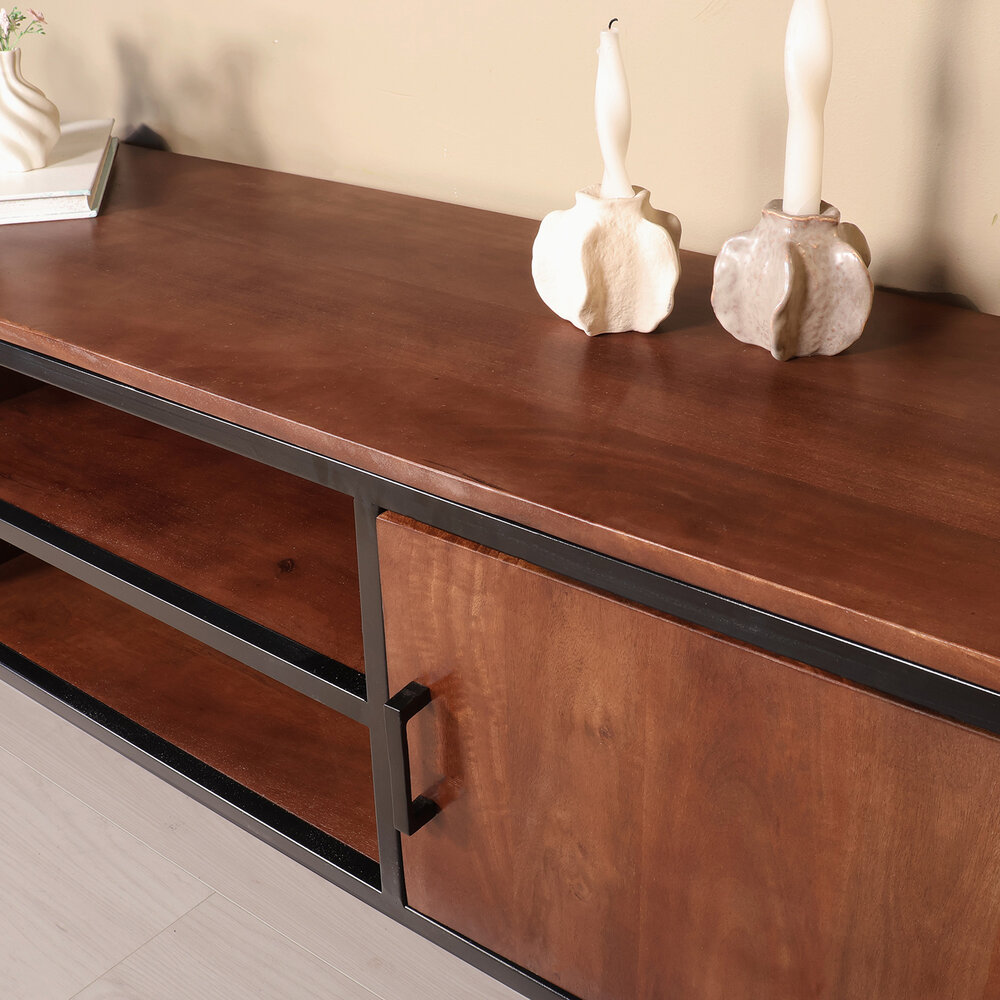 TV meubel industrieel Liv walnoot mangohout 180cm lengte TV meubel industrieel Liv walnoot mangohout 180cm lengte