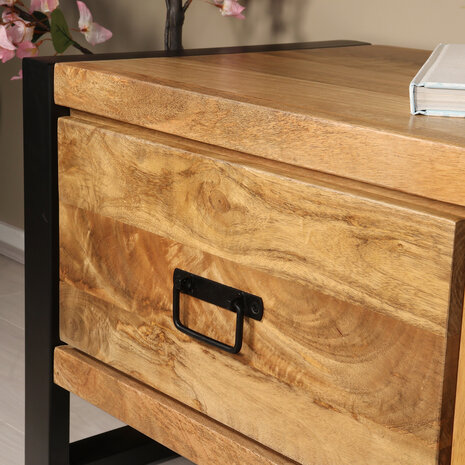 Lizzely Garden & Living TV meubel industrieel Avelyn lichtbruin mangohout 160cm Lizzely Garden & Living TV meubel industrieel Avelyn lichtbruin mangohout 160cm