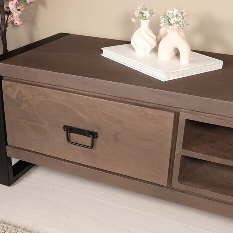 Lizzely Garden & Living TV meubel industrieel Avelyn walnoot mangohout 200cm Lizzely Garden & Living TV meubel industrieel Avelyn walnoot mangohout 200cm