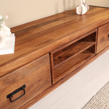 Lizzely Garden & Living TV meubel industrieel Avelyn bruin mangohout 200cm lengte Lizzely Garden & Living TV meubel industrieel Avelyn bruin mangohout 200cm lengte