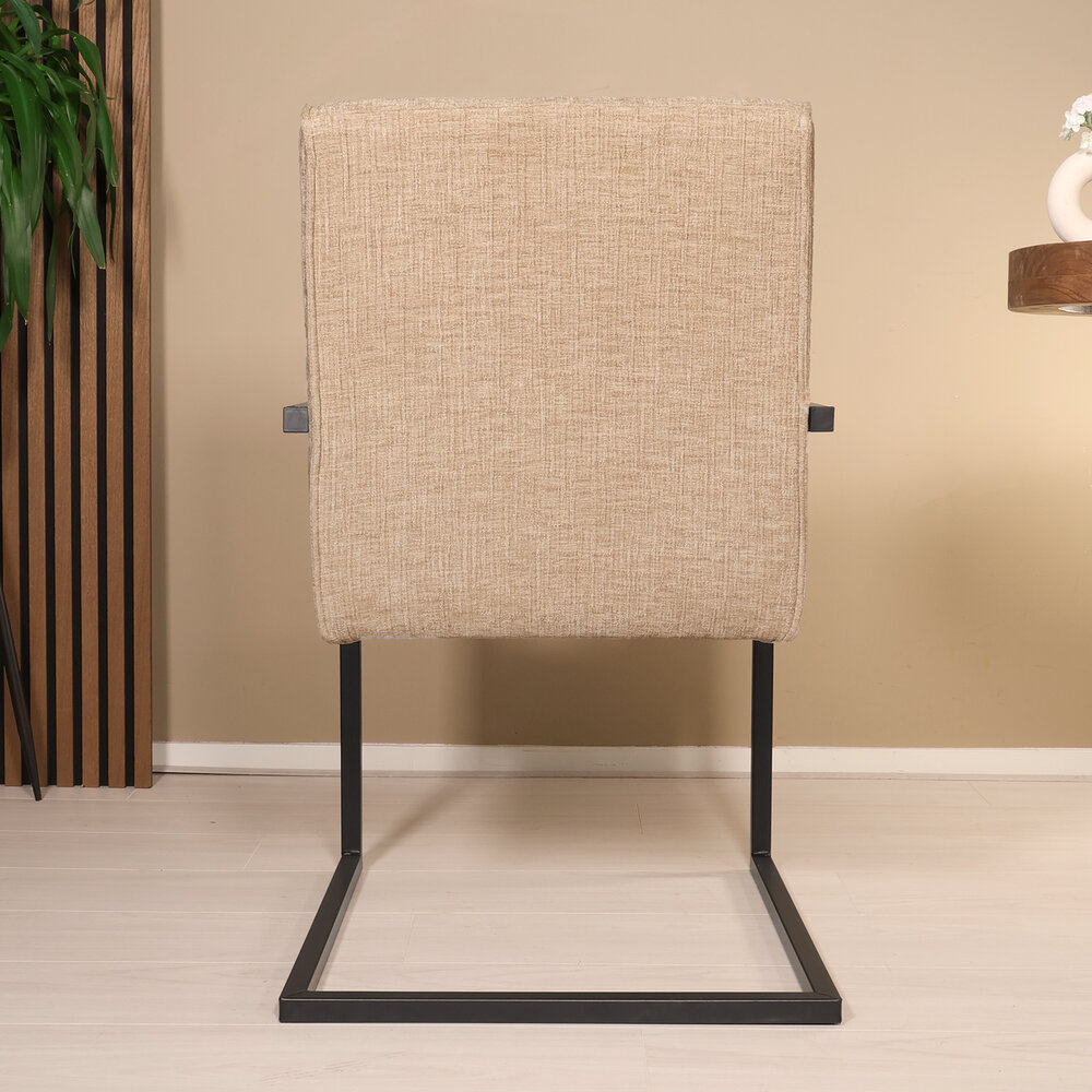 Eetkamerstoel met armleuning Milan beige chenille Eetkamerstoel met armleuning Milan beige chenille