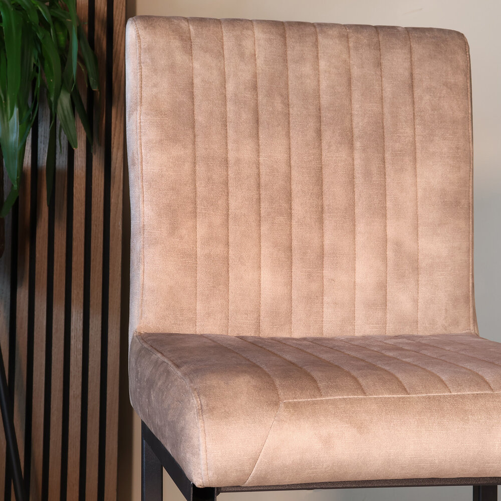 Eetkamerstoel Chester beige microvezel Eetkamerstoel Chester beige microvezel