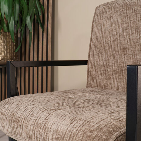 Lizzely Garden & Living Eetkamerstoel met armleuning Milan taupe chenille Lizzely Garden & Living Eetkamerstoel met armleuning Milan taupe chenille