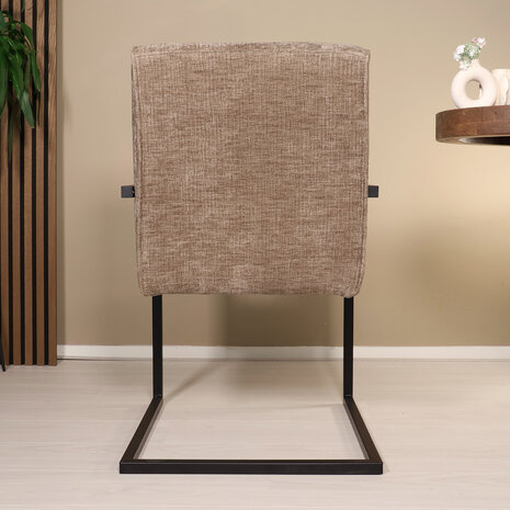Lizzely Garden & Living Eetkamerstoel met armleuning Milan taupe chenille Lizzely Garden & Living Eetkamerstoel met armleuning Milan taupe chenille