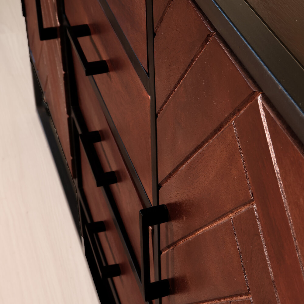 Dressoir mangohout visgraat Cody walnoot industrieel 160x85cm Dressoir mangohout visgraat Cody walnoot industrieel 160x85cm