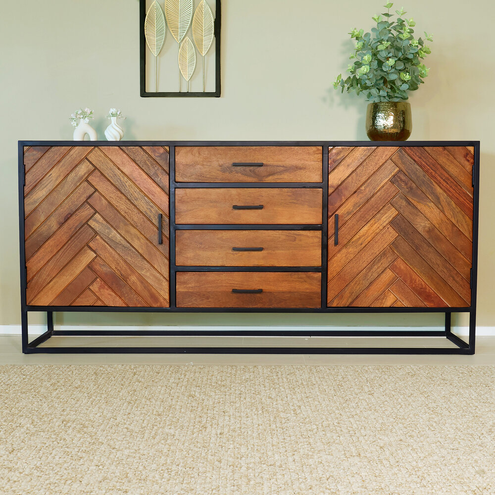 Dressoir mangohout visgraat Cody bruin industrieel 180x85cm Dressoir mangohout visgraat Cody bruin industrieel 180x85cm