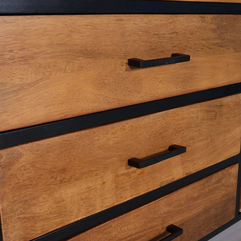 Dressoir mangohout visgraat Cody bruin industrieel 180x85cm Dressoir mangohout visgraat Cody bruin industrieel 180x85cm