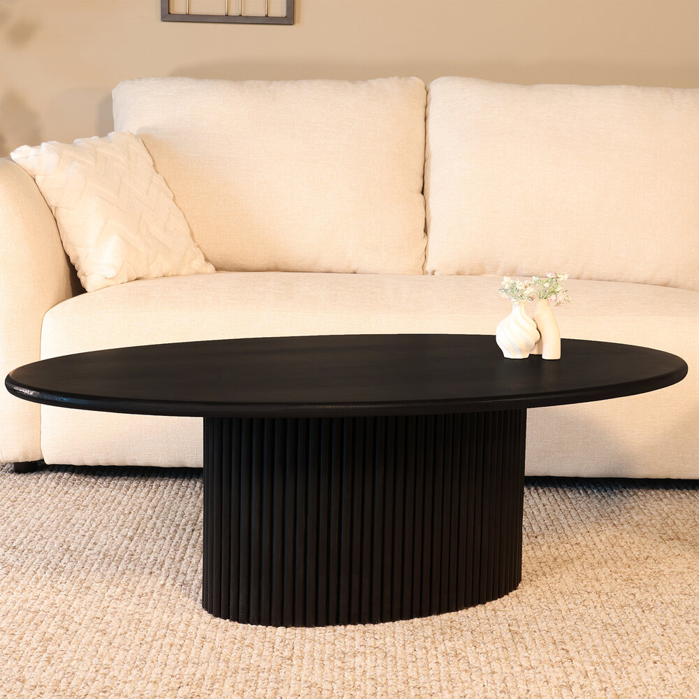Salontafel ovaal mangohout 120cm zwart Moki Salontafel ovaal mangohout 120cm zwart Moki