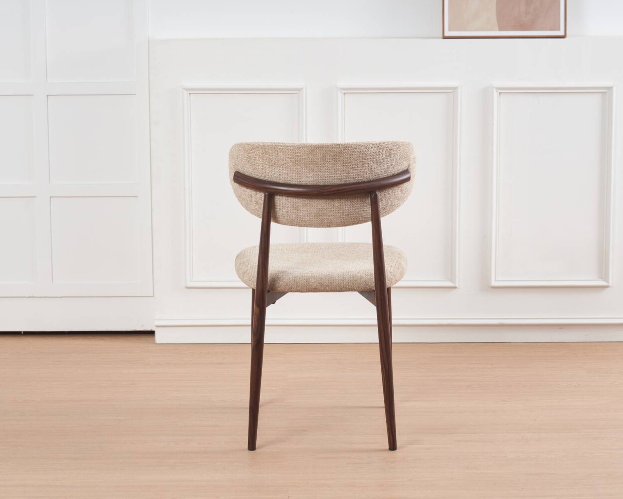 Eetkamerstoel Reika walnoot bruin japandi stijl eetstoel