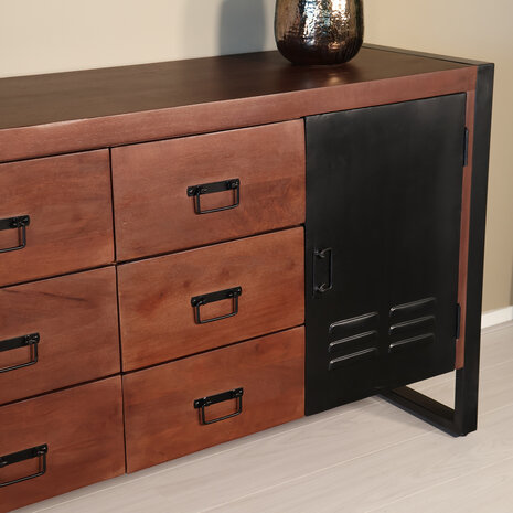 Lizzely Garden & Living 	Dressoir mangohout Jazzy walnoot industrieel 180x85cm Lizzely Garden & Living 	Dressoir mangohout Jazzy walnoot industrieel 180x85cm
