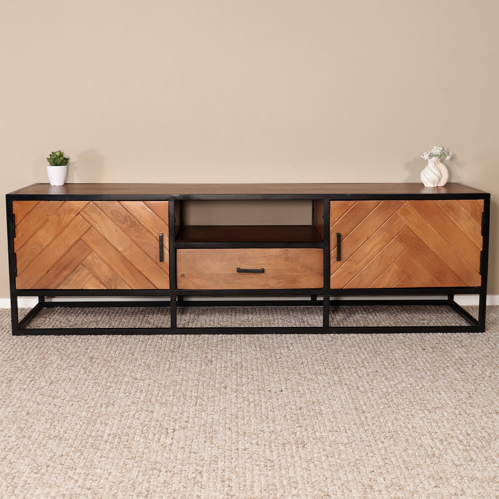 TV meubel industrieel Danae bruin visgraat mangohout 180cm TV meubel industrieel Danae bruin visgraat mangohout 180cm