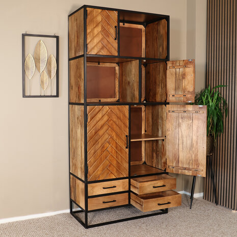 Lizzely Garden & Living Kast industrieel mangohout Paris bruin visgraat 200cm Lizzely Garden & Living Kast industrieel mangohout Paris bruin visgraat 200cm