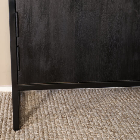 Lizzely Garden & Living TV meubel industrieel Liv zwart mangohout 180cm lengte Lizzely Garden & Living TV meubel industrieel Liv zwart mangohout 180cm lengte