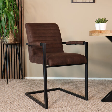 Lizzely Garden & Living Eetkamerstoel met armleuning bruin Noor industrieel design eetstoel Lizzely Garden & Living Eetkamerstoel met armleuning bruin Noor industrieel design eetstoel
