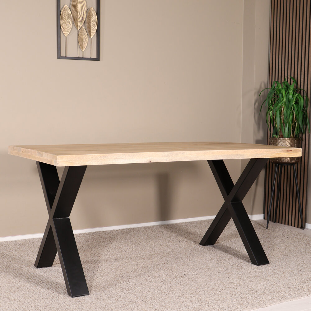 Eettafel rechthoekig mangohout Xavier lichtbruin 160cm duurzaam tafel met X-poot mango langwerpige eetkamertafel hout Eettafel rechthoekig mangohout Xavier lichtbruin 160cm duurzaam tafel met X-poot mango langwerpige eetkamertafel hout