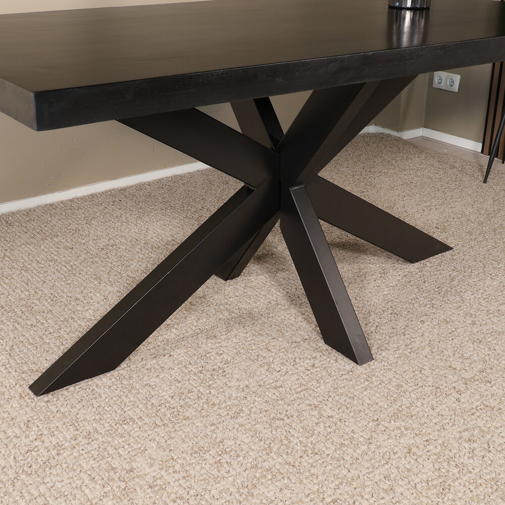 Tweedekans model: Eettafel langwerpig mangohout 160cm zwart John langwerpige tafel duurzaam mango eetkamertafel