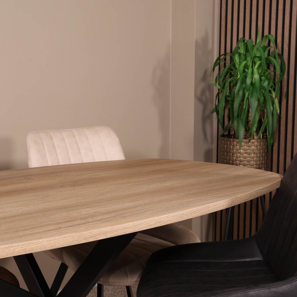 Eettafel Deens ovaal 160cm licht bruin Hero ovale eettafel Eettafel Deens ovaal 160cm licht bruin Hero ovale eettafel