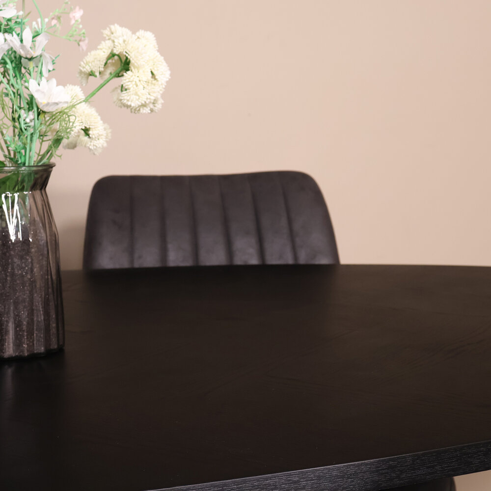 Eettafel ovaal visgraat 210cm Obie zwart ovale tafel
