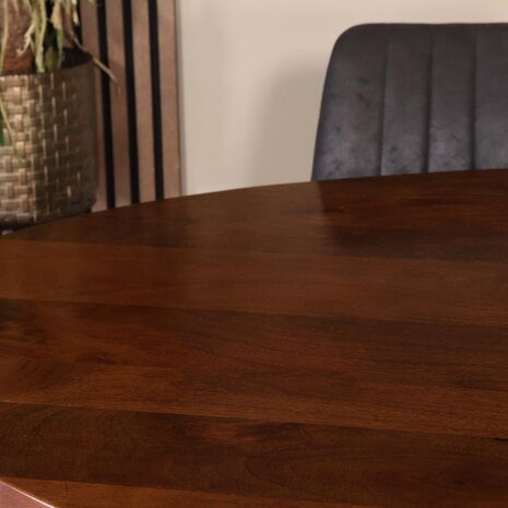 Lizzely Garden & Living Eettafel ovaal mangohout 160cm James bruin ovale industriële tafel duurzaam mango eetkamertafel