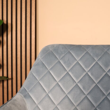 Lizzely Garden & Living Eetkamerstoel met armleuning Yurgan velvet blauw eetstoel Lizzely Garden & Living Eetkamerstoel met armleuning Yurgan velvet blauw eetstoel