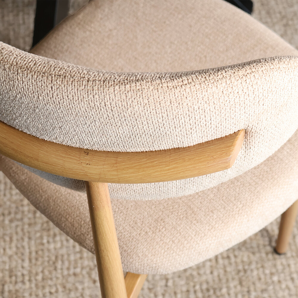 Eetkamerstoel Reika lichtbruin Japandi beige eetstoel