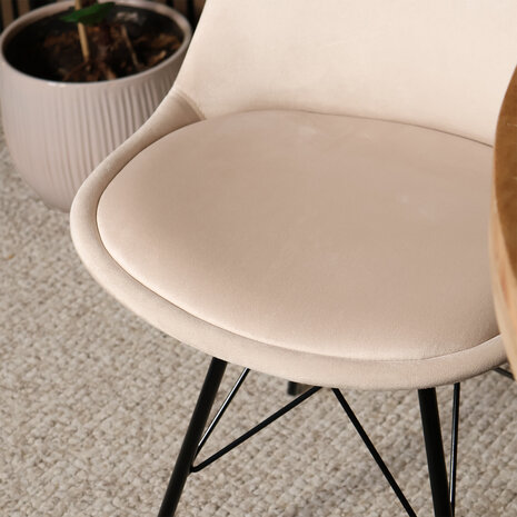 Lizzely Garden & Living Eetkamerstoel Viga zand velvet eetstoel