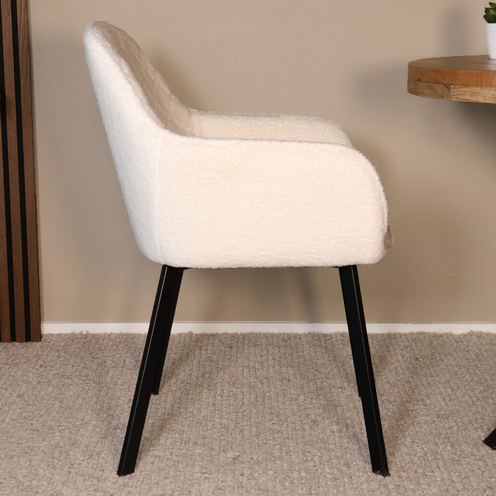 Eetkamerstoel met armleuning Yurgan teddy gebroken wit eetstoel