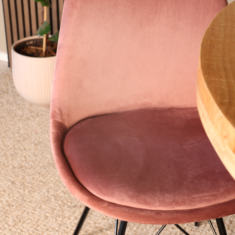 Lizzely Garden & Living Eetkamerstoel Viga roze velvet eetstoel