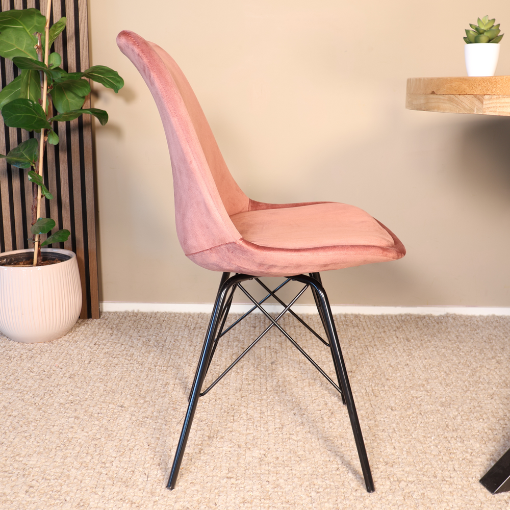 Eetkamerstoel Viga roze velvet eetstoel