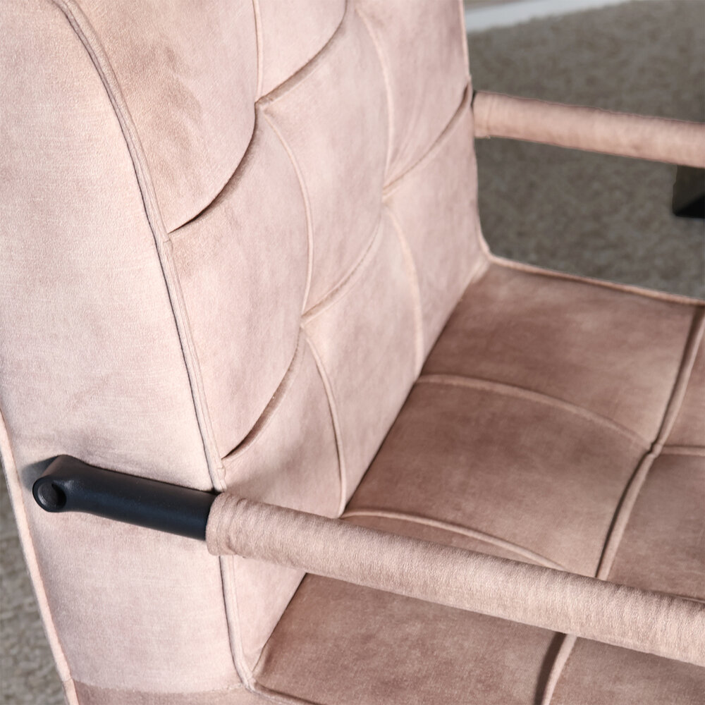 Eetkamerstoel met armleuning Indy beige velvet eetstoel