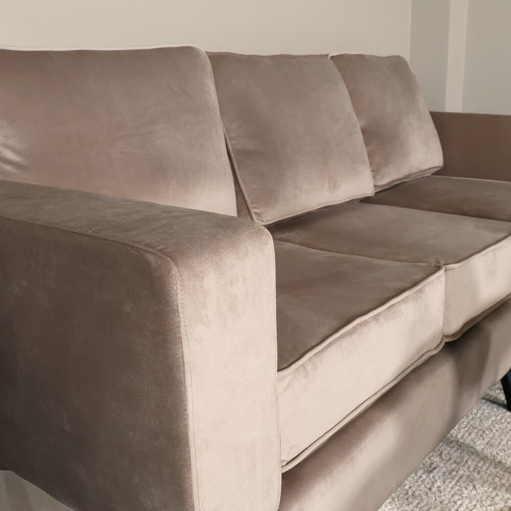 Hoekbank design Venna 200cm bank champagne velvet loungebank zowel links als rechts bankstel Hoekbank design Venna 200cm bank champagne velvet loungebank zowel links als rechts bankstel