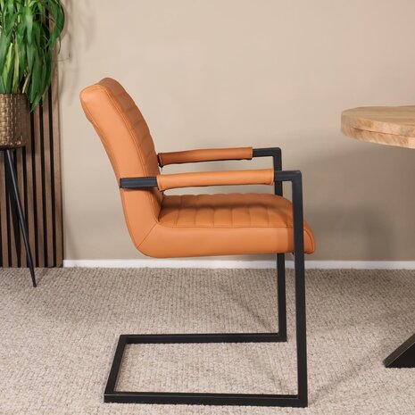 Lizzely Garden & Living Eetkamerstoel met armleuning cognac Noor industrieel design eetstoel