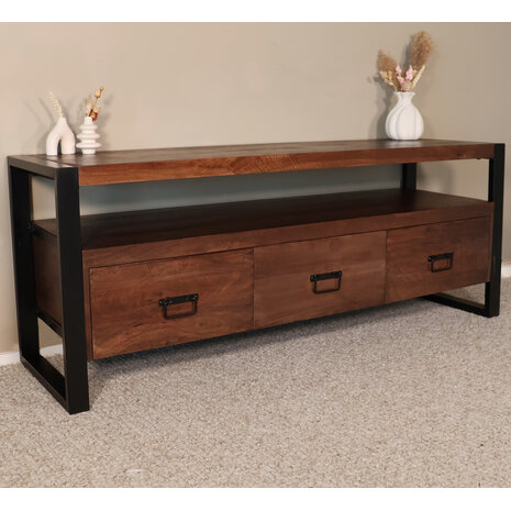 Lizzely Garden & Living TV meubel industrieel mangohout Ilse 150cm walnoot bruin tv kast duurzaam mango massief hout tv-meubel