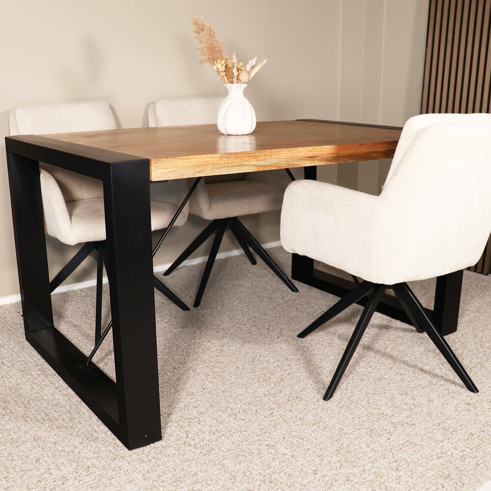 Eettafel rechthoekig Jonas 140x90cm mangohout duurzaam mango tafel