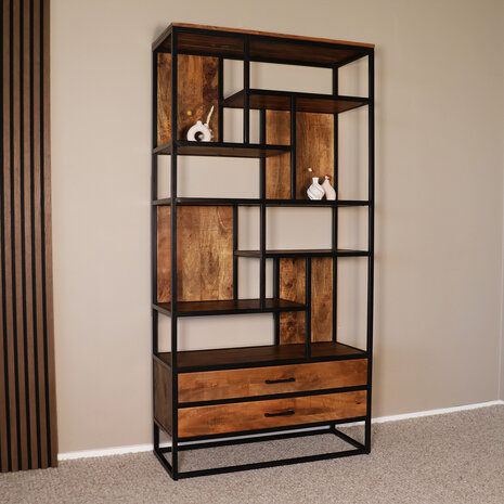 Lizzely Garden & Living Kast bruin industrieel Xavi mangohout 180cm hoog vakkenkast wandkast Lizzely Garden & Living Kast bruin industrieel Xavi mangohout 180cm hoog vakkenkast wandkast
