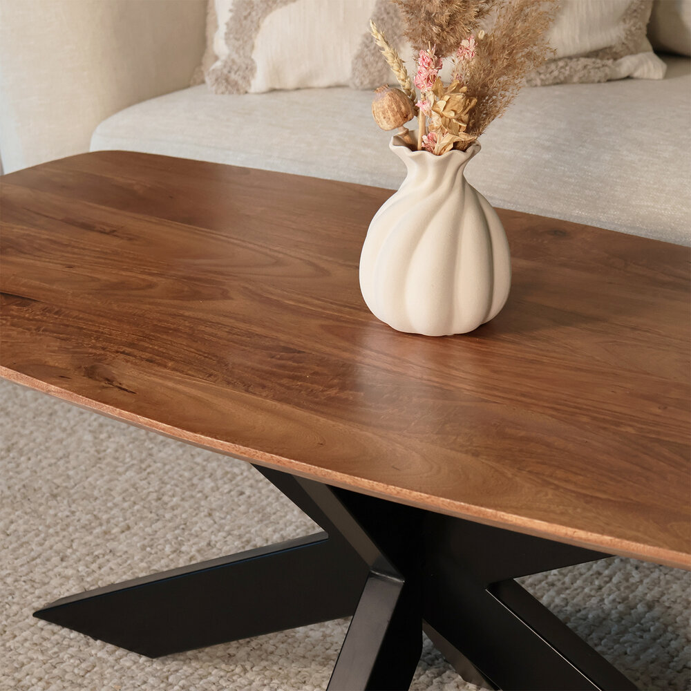 Salontafel deens ovaal mangohout 120cm Livy zwart Salontafel deens ovaal mangohout 120cm Livy zwart