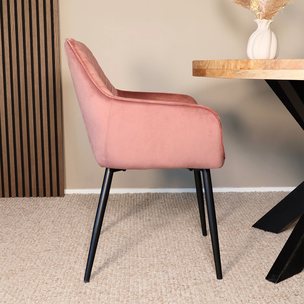 Eetkamerstoel met armleuning Darcio roze velvet eetstoel