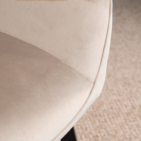Lizzely Garden & Living Eetkamerstoel met armleuning Yurgan velvet taupe Lizzely Garden & Living Eetkamerstoel met armleuning Yurgan velvet taupe