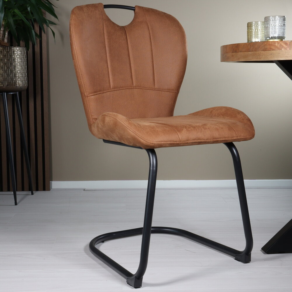 Eetkamerstoel Yara met handgreep cognac microvezel eetstoel industrieel Eetkamerstoel Yara met handgreep cognac microvezel eetstoel industrieel