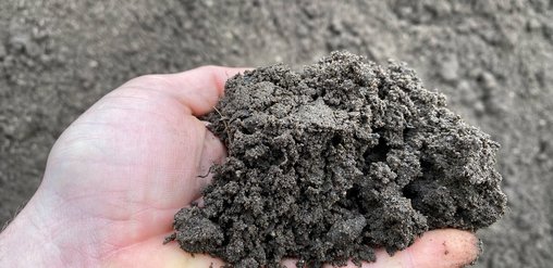 BM Containers 1m³ Gezeefde grond losgestort