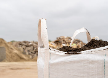 Hoe kan je het beste grond en zand afvoeren, tijdens je verbouwing?