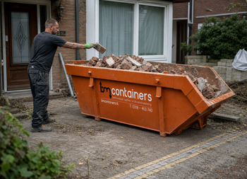 Puincontainer huren: complete gids