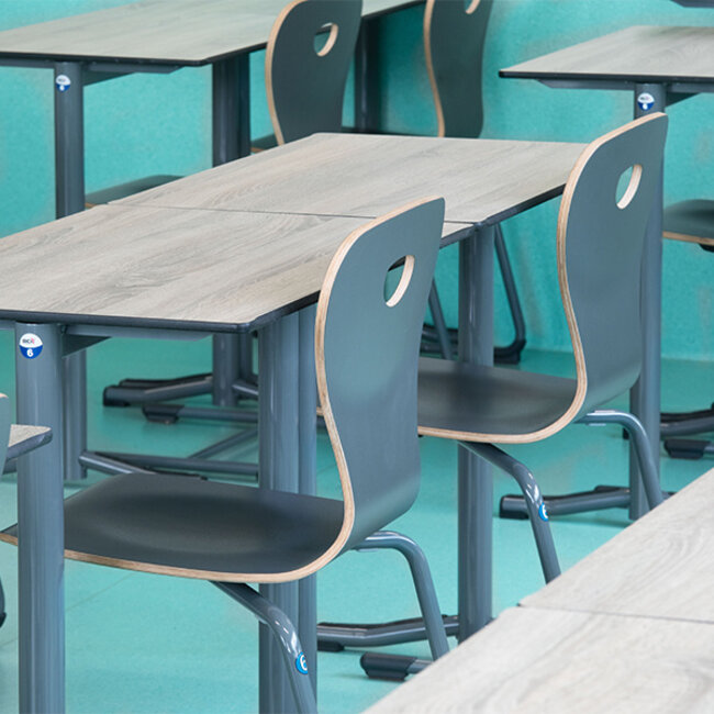 Swing leerlingstoel sleemodel VO