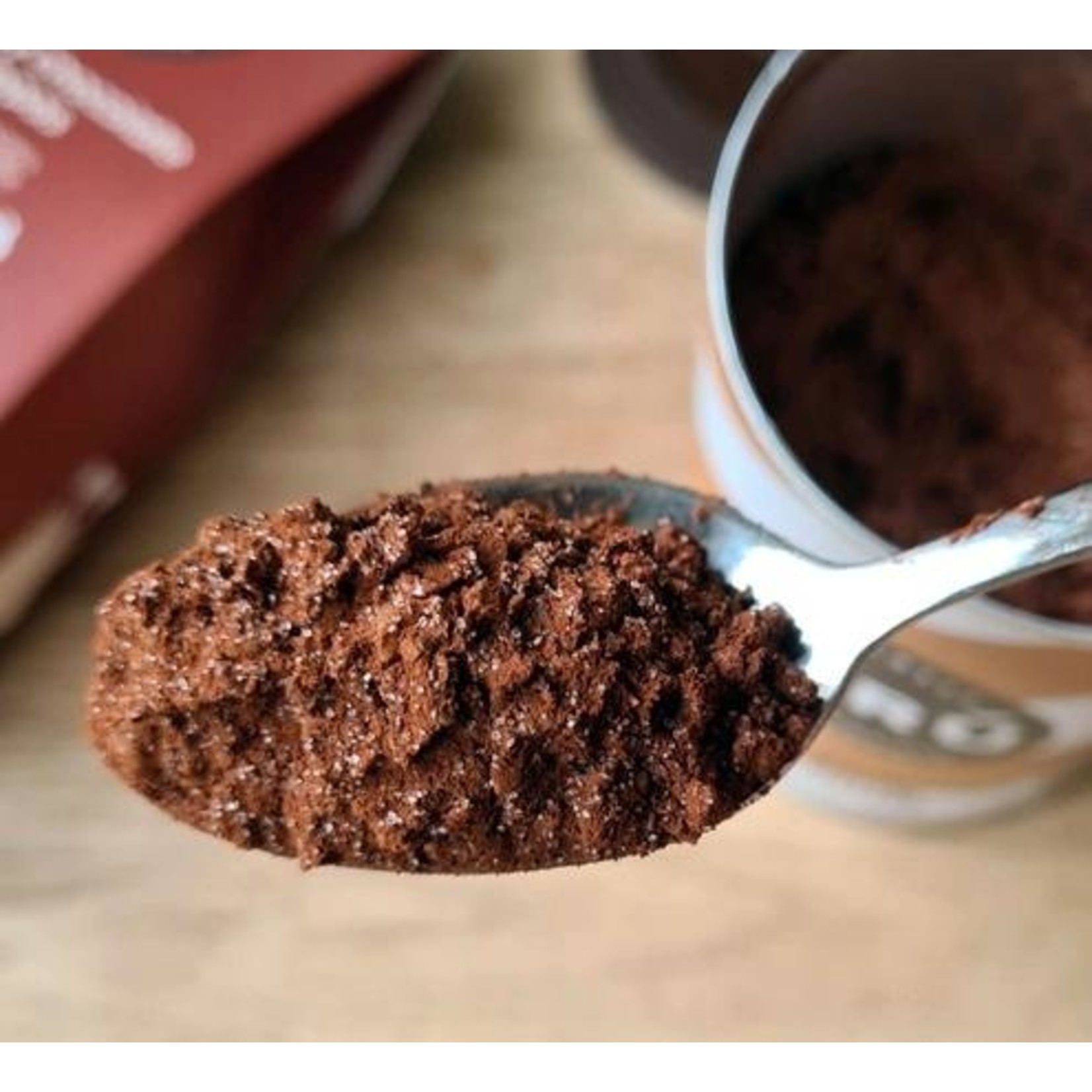 BARU SALTY CARAMEL DRINKING CHOCOLATE 250G